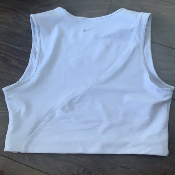 Nike Pro - Hypercool Ribbed Crop - Picture 8 of 9